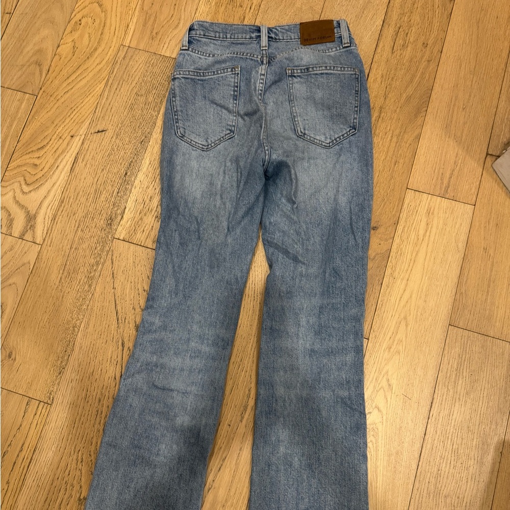 Aritzia Light Blue Wide-Leg Jeans